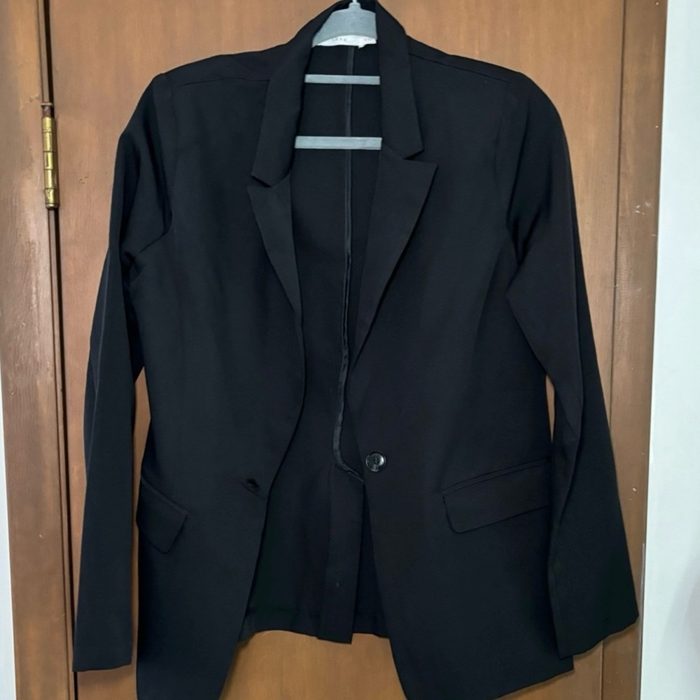 Lush Elegant Black blazer
